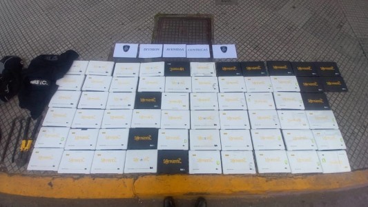 Detuvieron a 5 menores por el robo de 142 computadoras