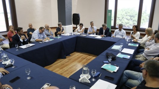 Los equipos de Jatón y Poletti se reunieron por la situación hídrica