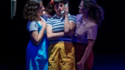 Llega la obra “Háganme acordar que día fue ayer” al escenario del Foro Cultural Universitario