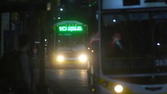 Santa Fe sin servicio nocturno de colectivos: no circulan de 22 a 5 hs.