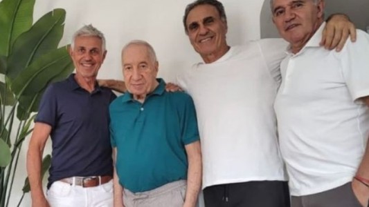 Carlos Bilardo reapareció junto a los campeones del mundo del ´86