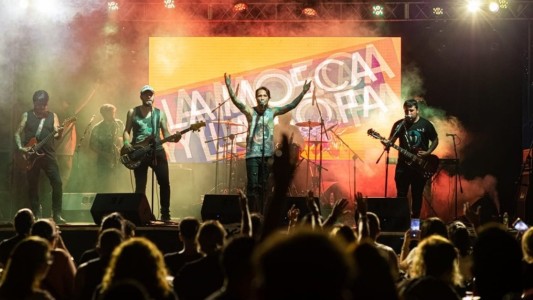 Llega “Bravos Muchachitos” al escenario de Tribus Club de Arte