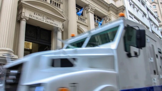 Milei encontró función al Banco Central: oficializan emisión de deuda en dólares por US$ 3.200 millones