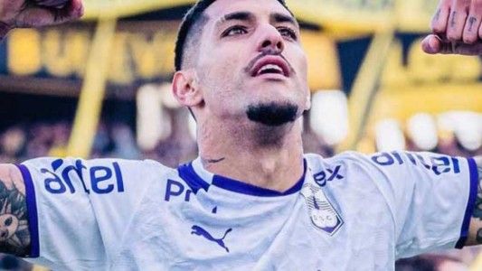 Balboa, el delantero que quiere el Kily, llega desde Uruguay