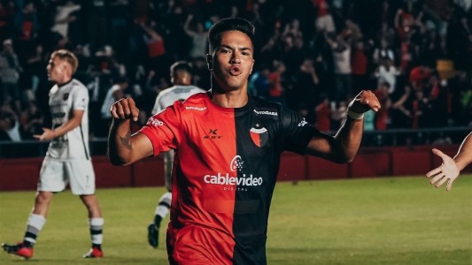 Colón visita Río Cuarto con la misión de mostrar sus virtudes fuera de casa