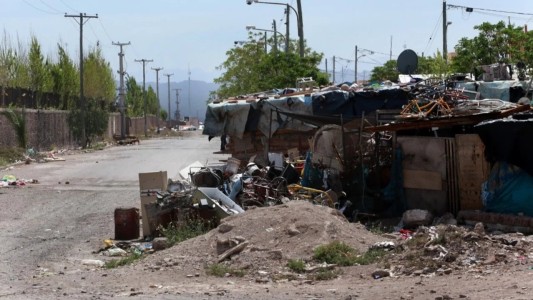 Explotó la pobreza en el Gran Santa Fe: afecta a la mitad de los habitantes