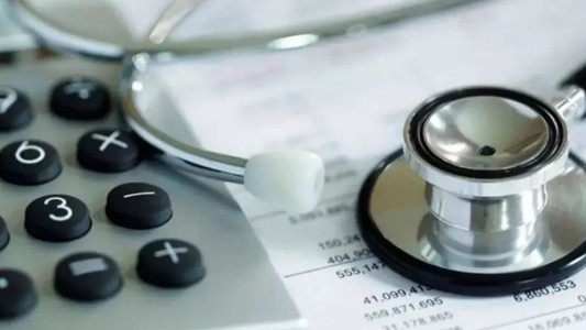 Medicina prepaga: Cuáles son las empresas intimadas por el Gobierno para que bajen las cuotas