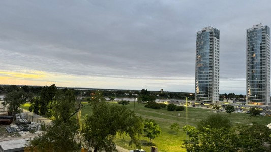 Mayo se inicia con cielo nublado y probables chaparrones sobre Santa Fe