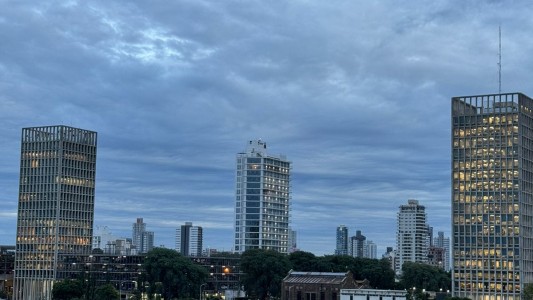 Miércoles con cielo parcialmente nublado y posibilidades de lluvia en Santa Fe