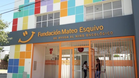 La Fundación Mateo Esquivo realiza su gala solidaria anual en el Puerto de Santa Fe
