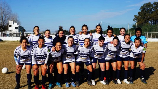 Fútbol Femenino: La Salle es el tricampeón de la Liga Santafesina