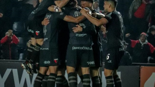 Colón ganó, otra vez llegó a la cima y espera el resto de la fecha