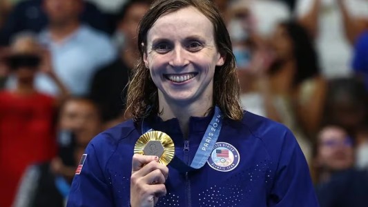 París 2024: Katie Ledecky ganó su novena medalla de oro y es la deportista con más títulos Olímpicos