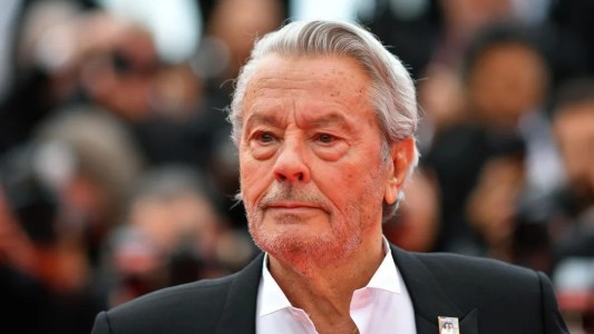 Murió Alain Delon, histórico actor francés y estrella del cine mundial