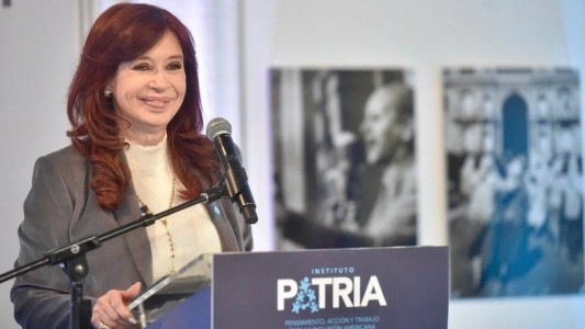 Cristina Kirchner apuntó contra los gobernadores peronistas que acompañan al Gobierno