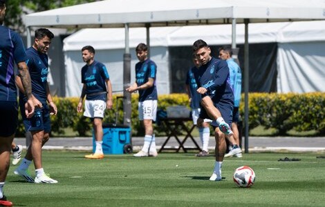 La Selección argentina busca cerrar el año bien arriba: qué equipo enfrentará a Perú
