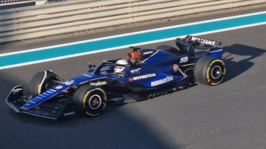 Carlos Sainz ya desembarcó en Williams y manejó el monoplaza que dejó Colapinto