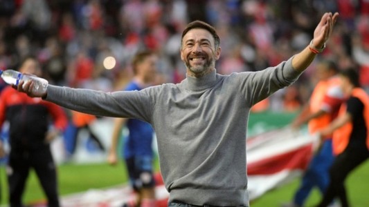 Kily González seguirá al frente de Unión: renovó hasta diciembre de 2025