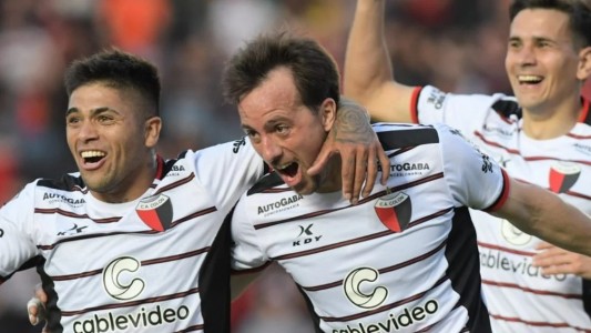 Colón ya tiene fixture para la temporada 2025 en la Primera Nacional