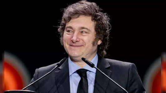 El Presidente celebra sus 55 años, antes del cierre de campaña del jueves en Rosario