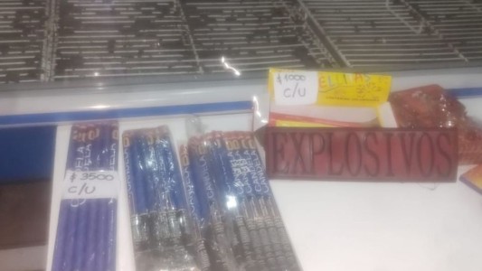Secuestran pirotecnia prohibida en un kiosco del norte de la ciudad