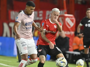 En un partidazo, Unión lo ganaba pero Independiente lo empató en la última jugada
