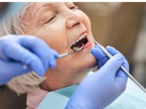 Odontólogos suspenden la atención a afiliados de PAMI por falta de pagos