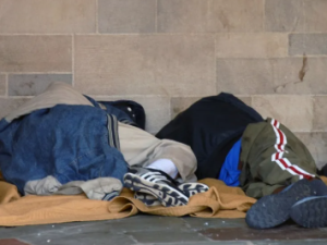 Pobreza en Santa Fe: el municipio relevóa a 900 personas en situación de calle