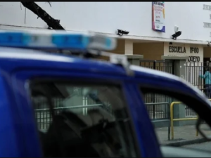 Amenazas falsas a escuelas en Santa Fe: identificaron a 73 responsables y cobrarán los operativos