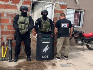 Catorce detenidos en Santa Fe tras múltiples allanamientos por microtráfico