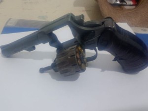 Detuvieron a un hombre armado tras una persecución policial en barrio Varadero Sarsotti