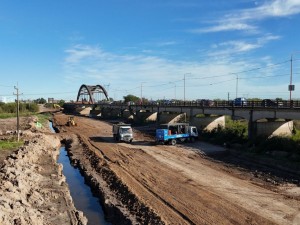 Amenazaron a operarios de la obra del Puente Carretero