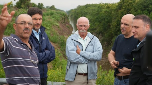 Pullaro recorrió las obras terminadas en los canales Arroyo Aguiar y Las Mandarinas