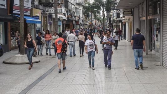 Paritarias de Comercio: acuerdo con aumento del 5% y bono de $120.000