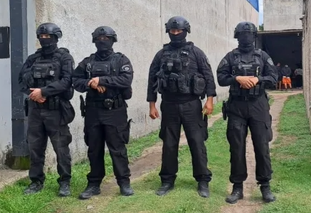 Cuatro detenidos por vender droga en barrios del oeste de la ciudad