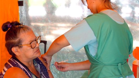 Se retoma la vacunación en la Plaza del Rosario