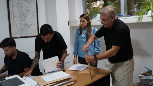 Se comprarán 10 retroexcavadoras destinadas al mantenimiento de rutas santafesinas