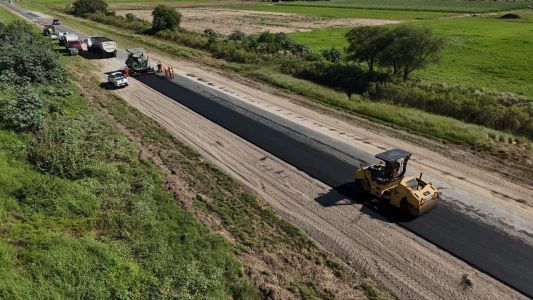 Se realizan reparaciones en más de 15 rutas en la provincia