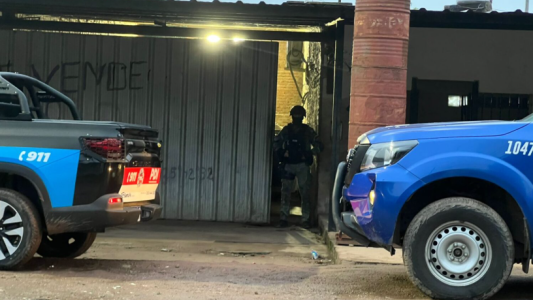 Allanamientos en barrio Loyola de la ciudad de Santa Fe