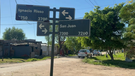 Asesinaron a un hombre en el norte de la ciudad: lo atacaron a tiros desde una moto