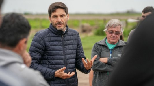 Pullaro recorrió zonas productivas afectadas por tormentas en el departamento Belgrano
