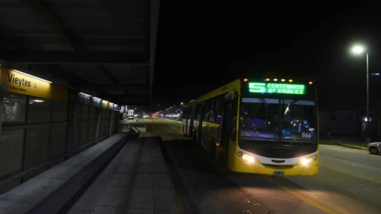 Colectivos en Santa Fe: el servicio nocturno funcionará con normalidad
