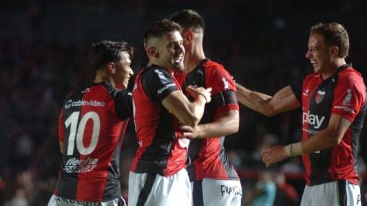 Colón recibe a Racing de Córdoba con la chance de quedar solo en la punta