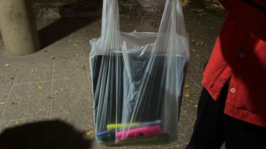 Una escuela de Santa Fe pide que no se usen mochilas ni cartucheras