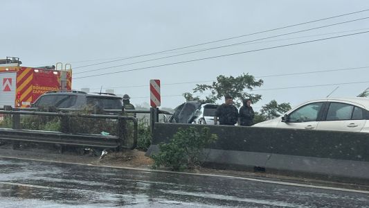 Fatal accidente en la RN 168: auto terminó contra el guardarraíl