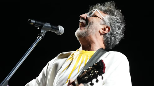 Fito Páez regresa a Santa Fe para presentar su tour "Sale el Sole" en la Estación Belgrano
