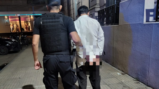 Detuvieron a un joven por robar mercadería de un camión en Blas Parera y Gorriti