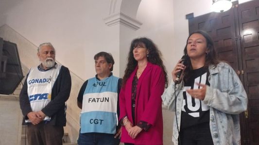 Abrazo simbólico en la UNL y reclamo por financiamiento: anuncian una nueva marcha