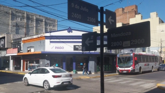Una inspectora de tránsito fue golpeada durante un control en pleno centro
