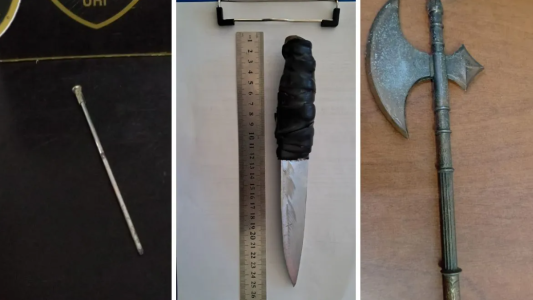 Detuvieron a tres hombres armados con un hacha, un cuchillo y una varilla metálica